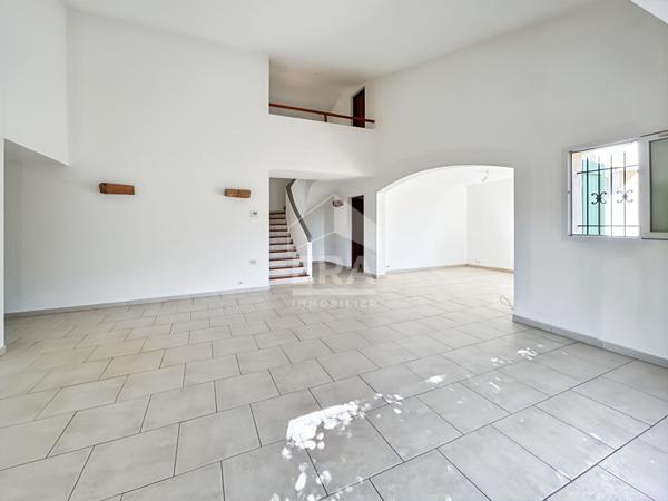 Grasse Location villa 8 pièces