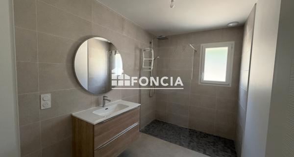 Location Maison 4 pièces 110.67 m² - La Suze-sur-sarthe 72210
