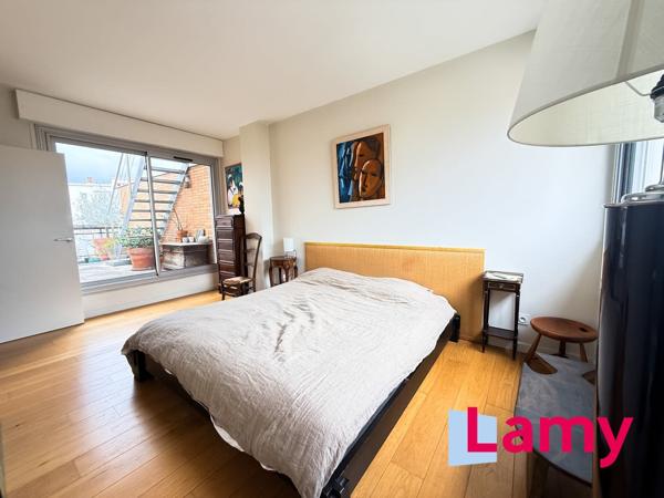 Appartement + cave + stationnement extérieur