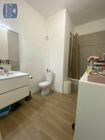 Appartement à louer 2 pièces 45.11m² Quimper (29000)