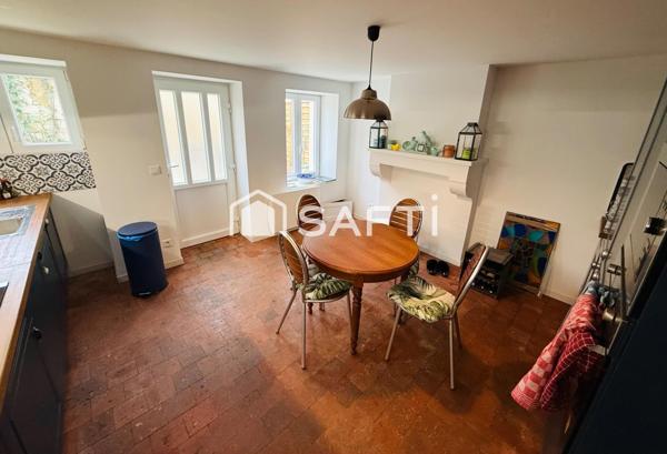 Maison entièrement rénovée 3 chambres avec dépendances et petit jardin