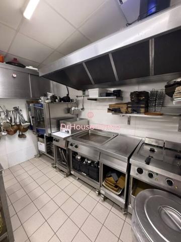 Commerce à vendre 4 pièces de 150 m²