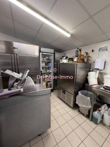 Commerce à vendre 4 pièces de 150 m²