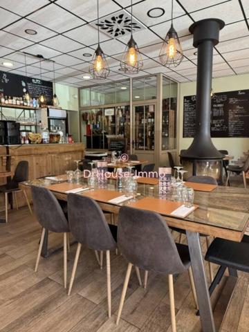 Commerce à vendre 4 pièces de 150 m²