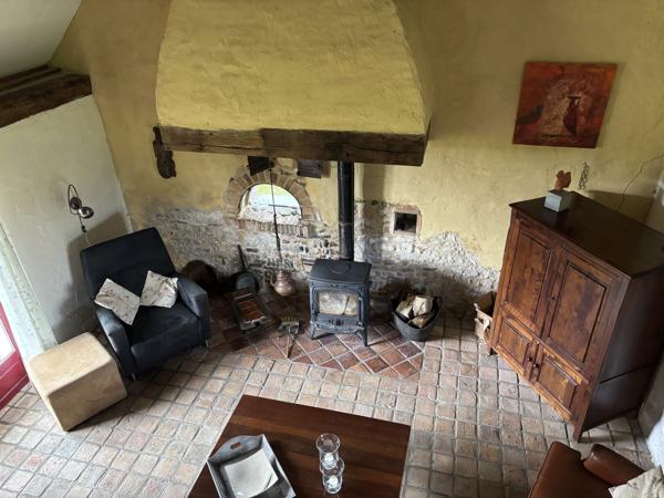 Tresnay – Maison de caractère située au calme sur un terrain spacieux de 5022 m² Tresnay (58240)