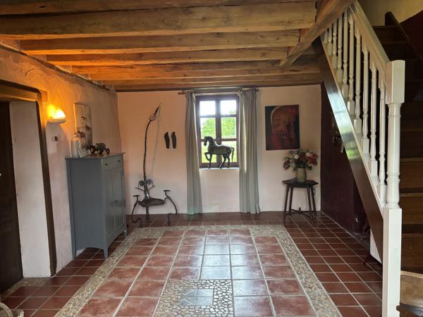 Tresnay – Maison de caractère située au calme sur un terrain spacieux de 5022 m² Tresnay (58240)