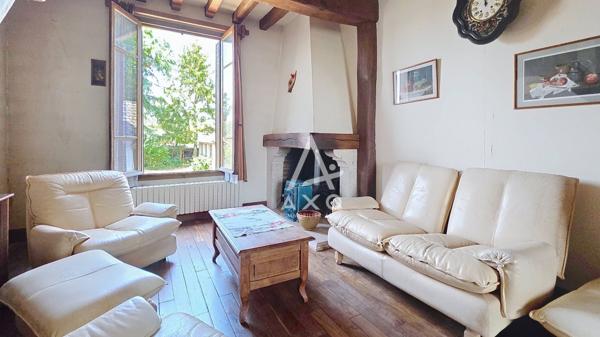 A Vendre à AMILLY – Maison de charme avec séjour cathédrale et dépendance de plus de 70 m²