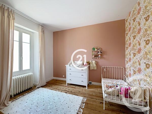 Maison à vendre  6 pièces - 143,50 m 2   COGNAC  - 16