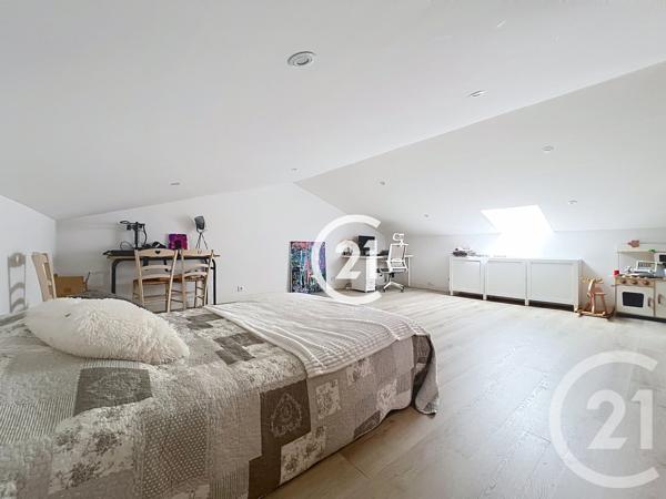 Maison à vendre  6 pièces - 143,50 m 2   COGNAC  - 16