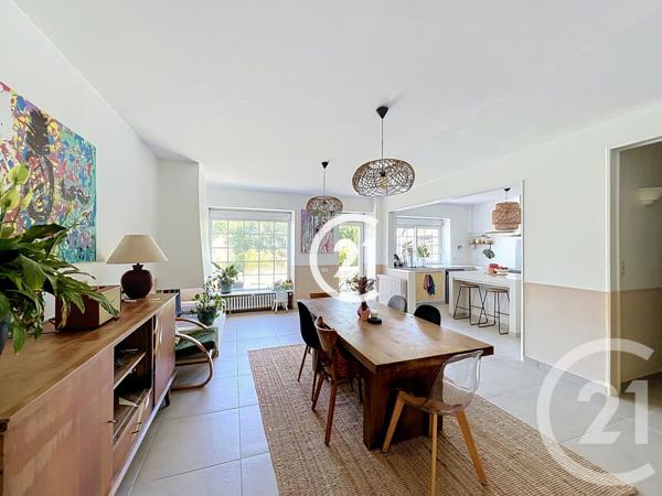 Maison à vendre  6 pièces - 143,50 m 2   COGNAC  - 16