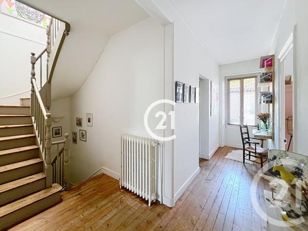 Maison à vendre  6 pièces - 143,50 m 2   COGNAC  - 16