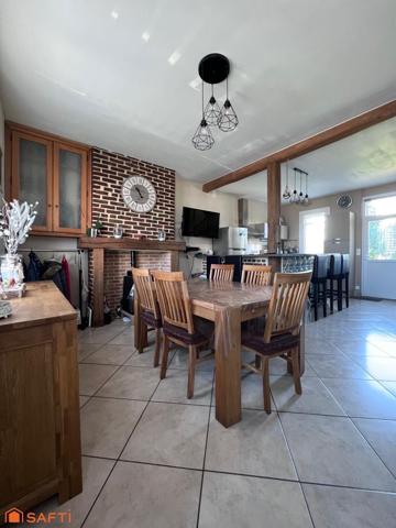 Maison de ville - 65m2 hors combles - avec jardin et dépendances