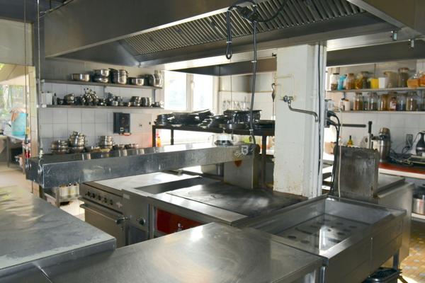 Hotel restaurant à Merckwiller-Pechelbronn (67250)