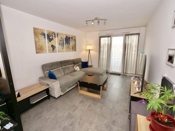 77190 Dammarie-les-lys Appartement 3 pièces - 63m²
