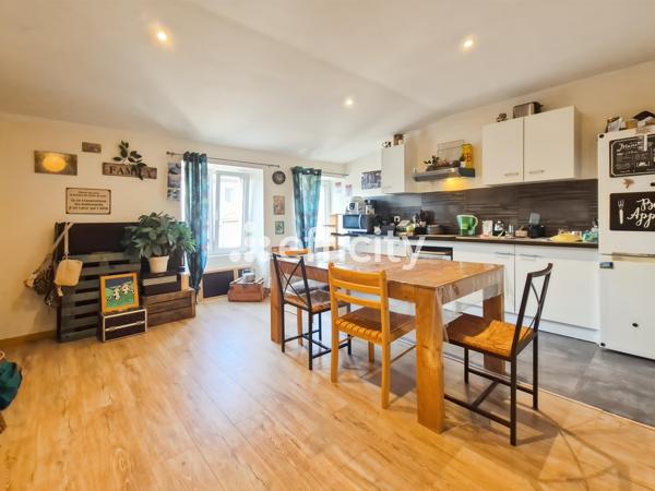 Appartement
         3 pièces
        - 59 m²