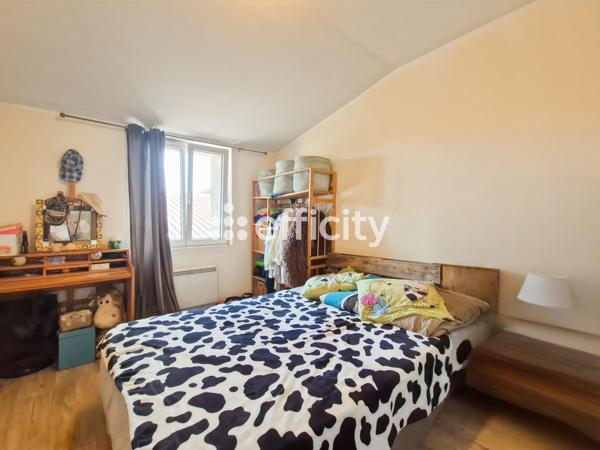 Appartement
         3 pièces
        - 59 m²