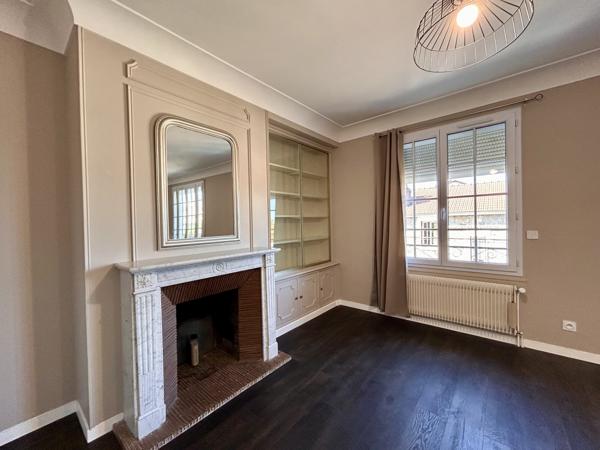 Appartement
         5 pièces
        - 93 m² Exclusivité 139 900 € *