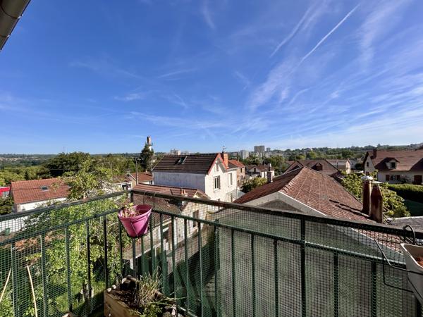 Appartement
         5 pièces
        - 93 m² Exclusivité 139 900 € *