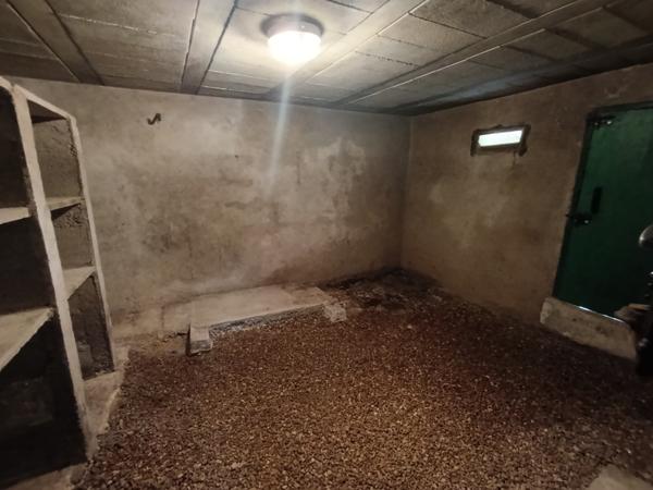 Brûlon centre sur 700m² de terrain