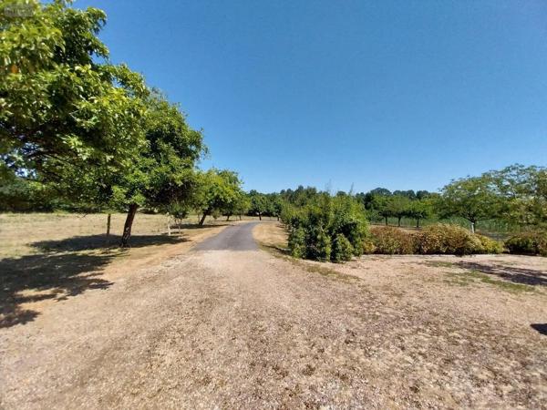 Achat - Maison | Maison individuelle Port-Brillet 53410 7 pièces 230 m 2 18000 m 2