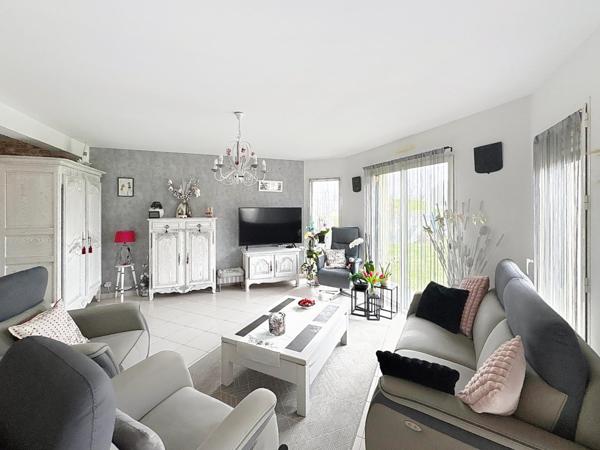 Très belles Maison contemporaine + 150m2 de dependances