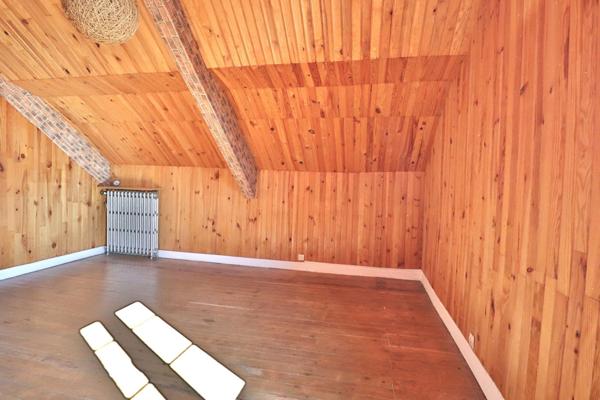 Maison de 153 m² avec cachet au calme et grand jardin