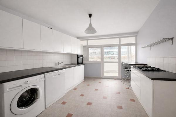 Saint-Étienne (42000) T2 avec terrasse, commodités à pied – Idéal investissement ou résidence