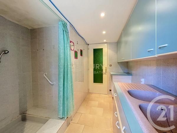 Maison à vendre  5 pièces - 122,37 m 2   LA VERPILLIERE  - 38