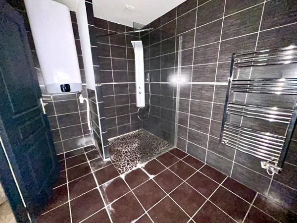 Location Studio 1 pièces 44 m2 à Saint-Quentin