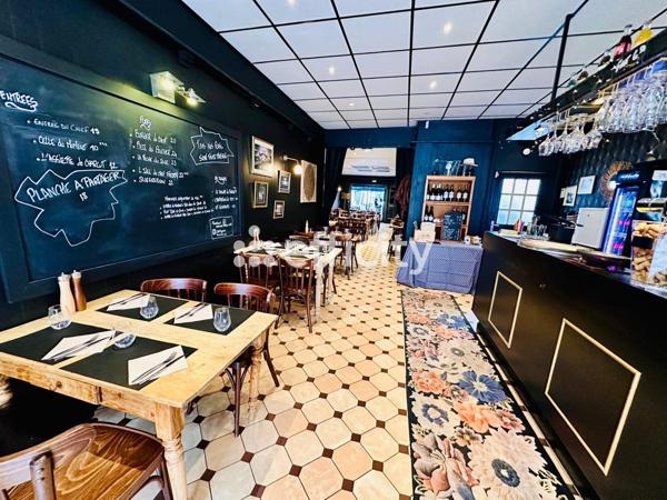 Immeuble 6 pièces - 219 m²