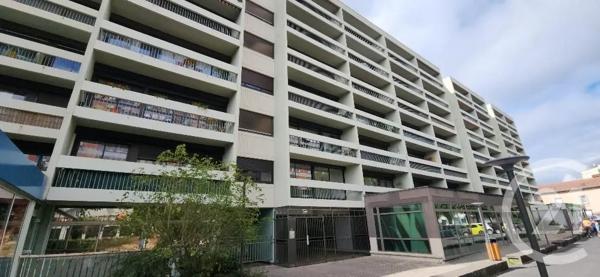 Appartement F1 Bis à vendre  2 pièces - 37,63 m 2   AURILLAC  - 15