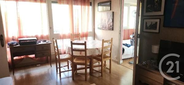 Appartement F1 Bis à vendre  2 pièces - 37,63 m 2   AURILLAC  - 15