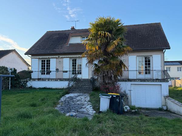 Maison 7 pièces à vendre Naintré - 86530 / Réf: 11931