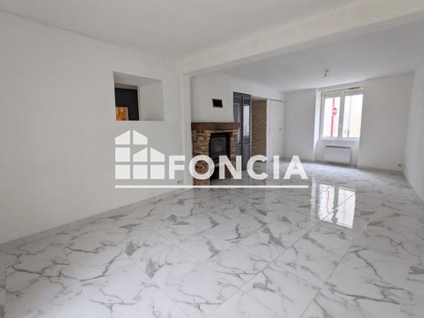 Location Maison 5 pièces 135 m² - 4 rue de la Gare Beille 72160