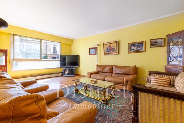 # Appartement – 68m² – Paris 8ème