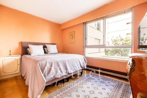 # Appartement – 68m² – Paris 8ème