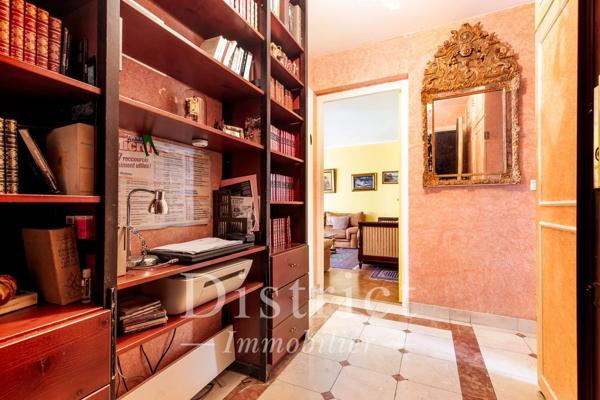 # Appartement – 68m² – Paris 8ème