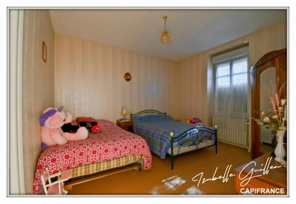 Maison Bourgeoise à vendre 6 pièces CHATEAUMEILLANT (18)