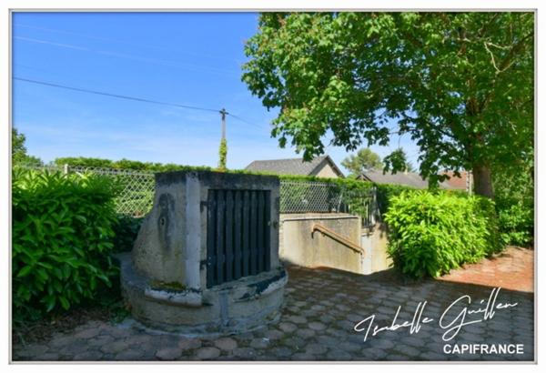 Maison Bourgeoise à vendre 6 pièces CHATEAUMEILLANT (18)