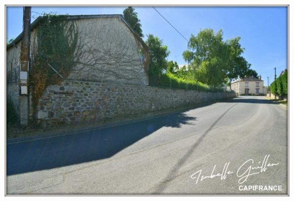 Maison Bourgeoise à vendre 6 pièces CHATEAUMEILLANT (18)