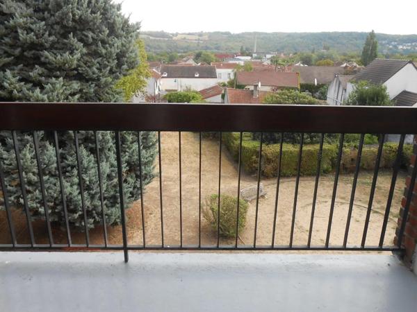 Location - Appartement Mantes-la-Jolie 78200 5 pièces 98 m 2