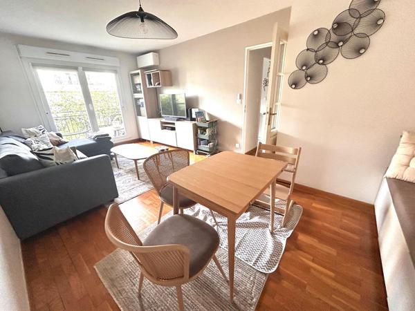 T2 avec balcon et parking