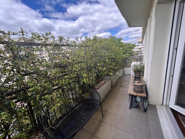 T2 avec balcon et parking