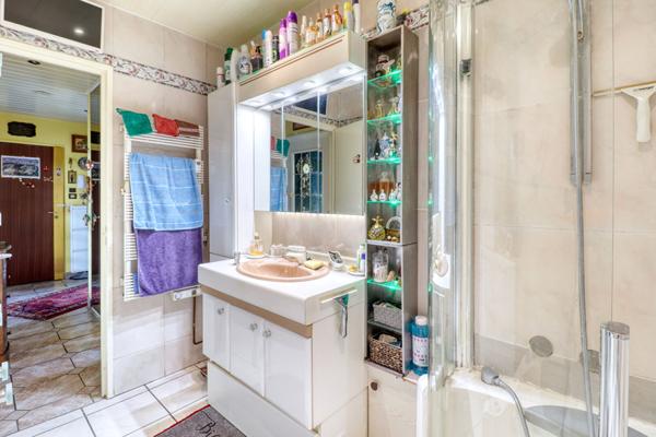 À vendre (vente viagère) : Appartement 3 pièces à Strasbourg - Montagne Verte