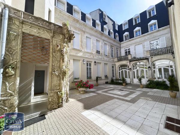 Appartement à louer 2 pièces 34.6m² Saint-Quentin (02100)