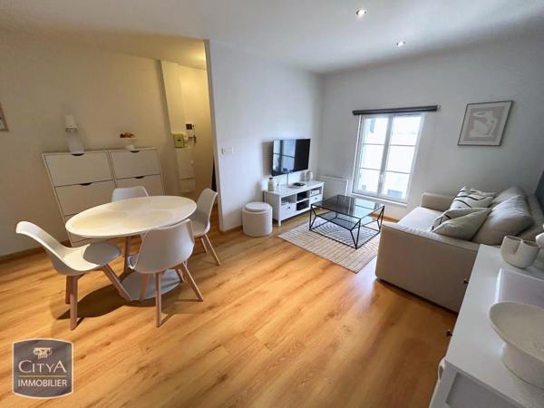 Appartement à louer 2 pièces 34.6m² Saint-Quentin (02100)
