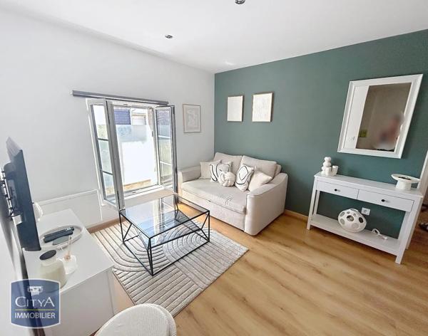 Appartement à louer 2 pièces 34.6m² Saint-Quentin (02100)