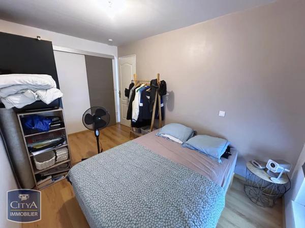 Appartement à louer 2 pièces 34.6m² Saint-Quentin (02100)