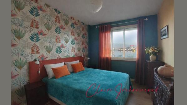 Appart 2 chambres - Vue sur le port et aperçu mer -