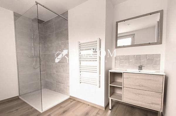 Maison
                                                                                                                                                                                                                                                                                                                        9 pièce(s)                                                                                                                                                                                                          6 chambre(s)                                                                                                                                                                                                          145  m²